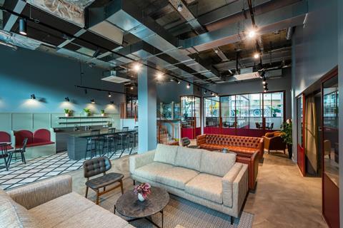 The_Valentine_by_Tide_Construction